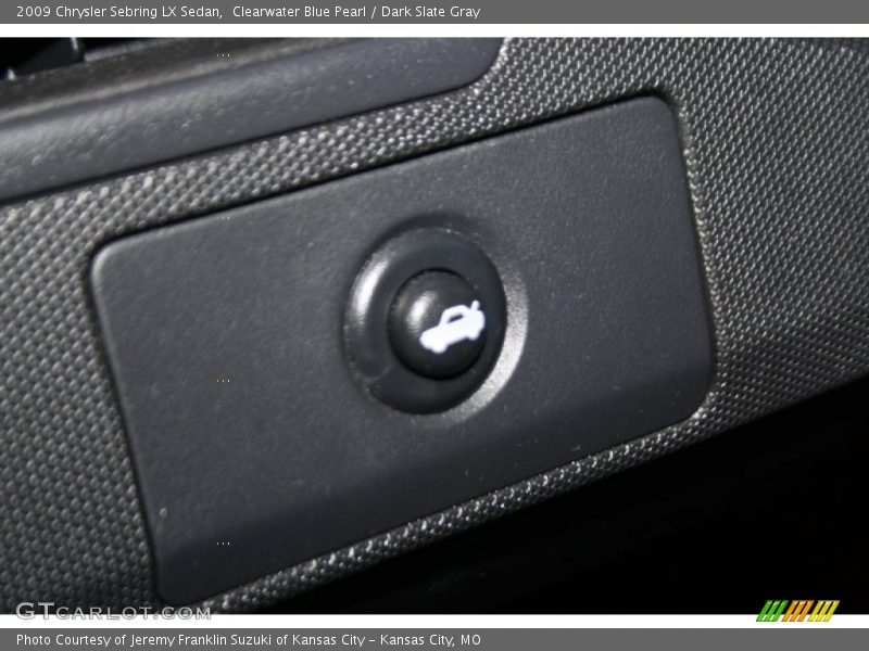 Clearwater Blue Pearl / Dark Slate Gray 2009 Chrysler Sebring LX Sedan