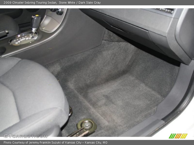 Stone White / Dark Slate Gray 2009 Chrysler Sebring Touring Sedan