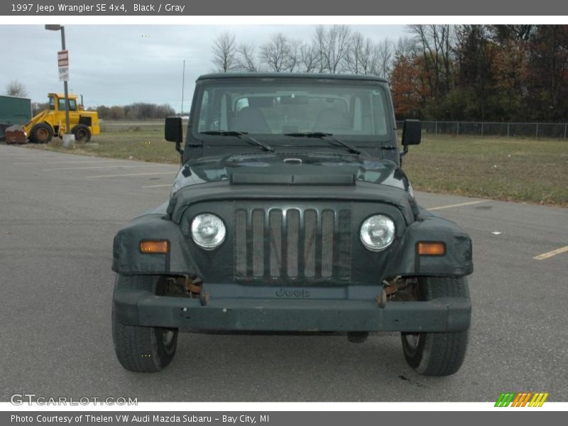 Black / Gray 1997 Jeep Wrangler SE 4x4