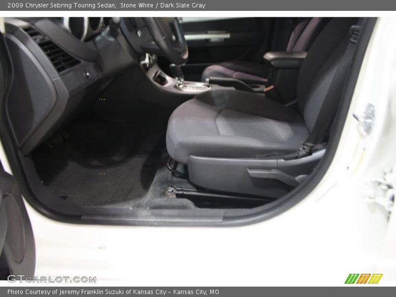 Stone White / Dark Slate Gray 2009 Chrysler Sebring Touring Sedan
