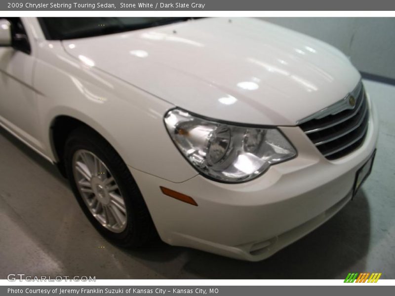 Stone White / Dark Slate Gray 2009 Chrysler Sebring Touring Sedan