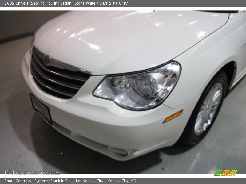 Stone White / Dark Slate Gray 2009 Chrysler Sebring Touring Sedan