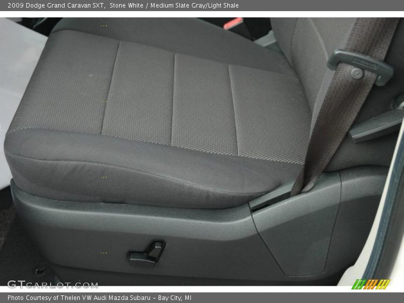 Stone White / Medium Slate Gray/Light Shale 2009 Dodge Grand Caravan SXT