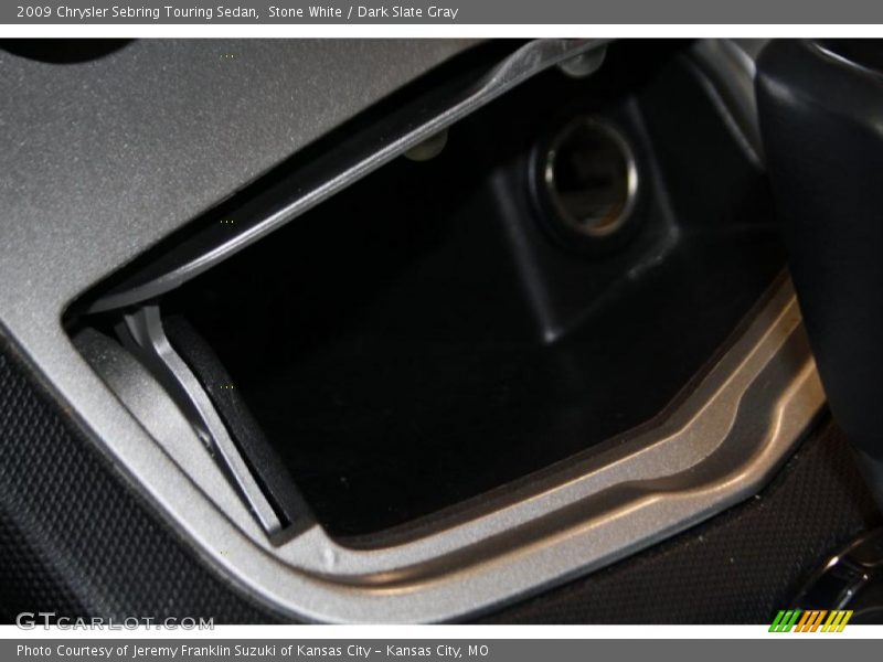 Stone White / Dark Slate Gray 2009 Chrysler Sebring Touring Sedan