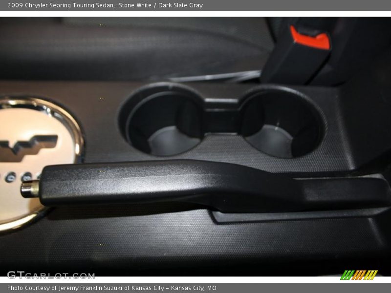 Stone White / Dark Slate Gray 2009 Chrysler Sebring Touring Sedan