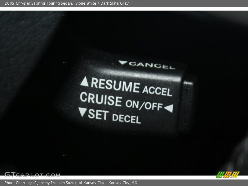 Stone White / Dark Slate Gray 2009 Chrysler Sebring Touring Sedan