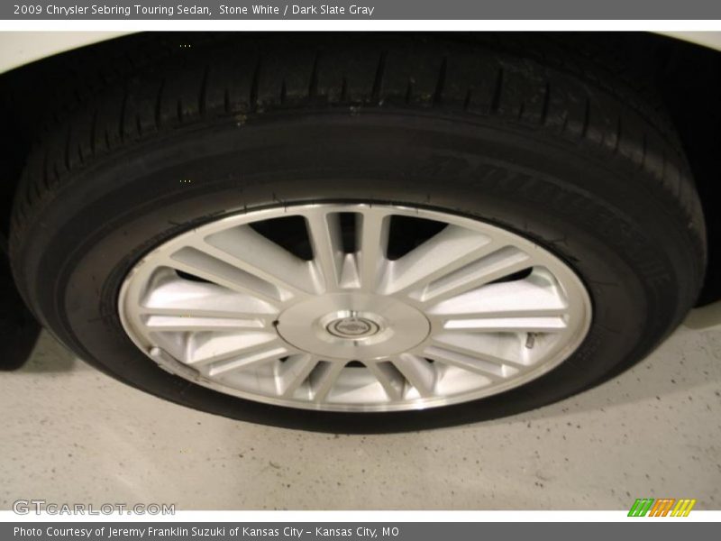 Stone White / Dark Slate Gray 2009 Chrysler Sebring Touring Sedan