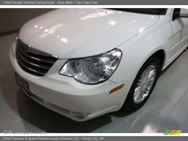 Stone White / Dark Slate Gray 2009 Chrysler Sebring Touring Sedan