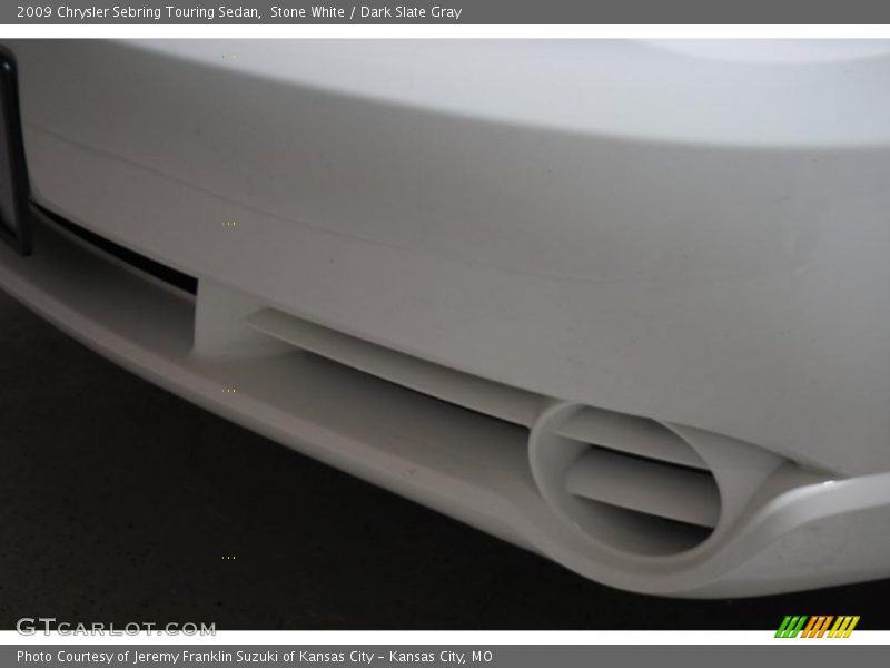 Stone White / Dark Slate Gray 2009 Chrysler Sebring Touring Sedan