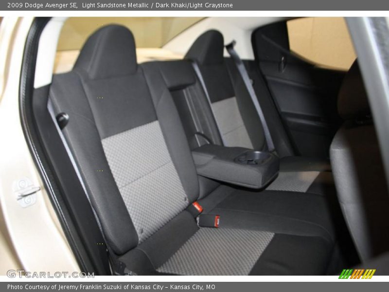 Light Sandstone Metallic / Dark Khaki/Light Graystone 2009 Dodge Avenger SE
