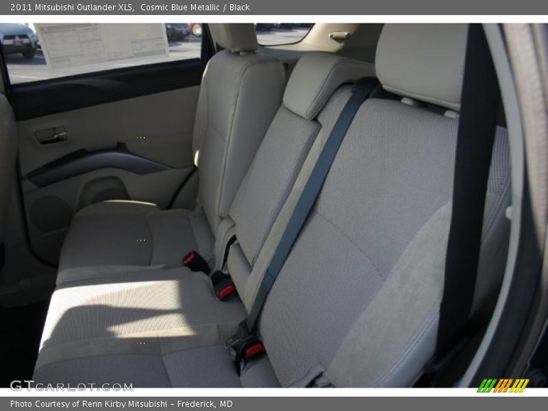 Cosmic Blue Metallic / Black 2011 Mitsubishi Outlander XLS