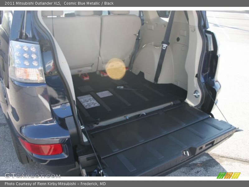  2011 Outlander XLS Trunk