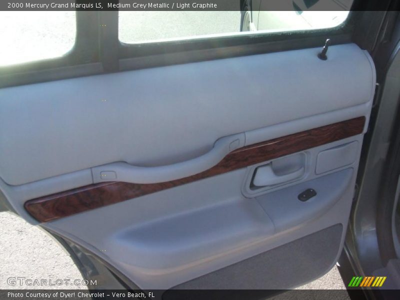 Medium Grey Metallic / Light Graphite 2000 Mercury Grand Marquis LS