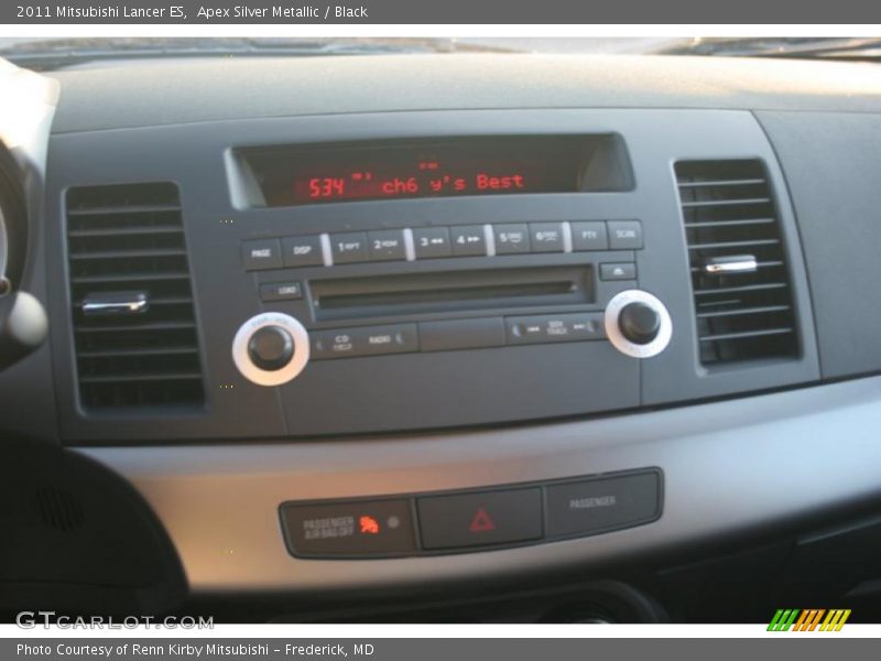 Apex Silver Metallic / Black 2011 Mitsubishi Lancer ES