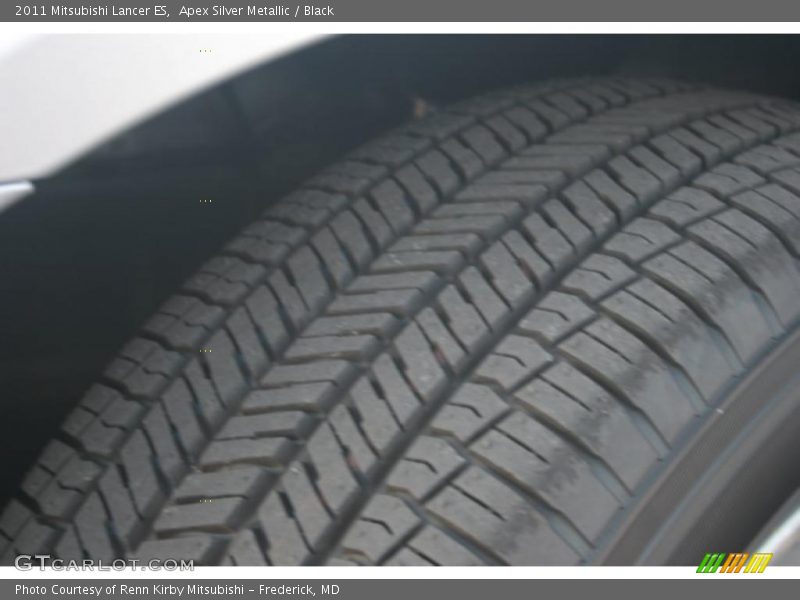 Apex Silver Metallic / Black 2011 Mitsubishi Lancer ES