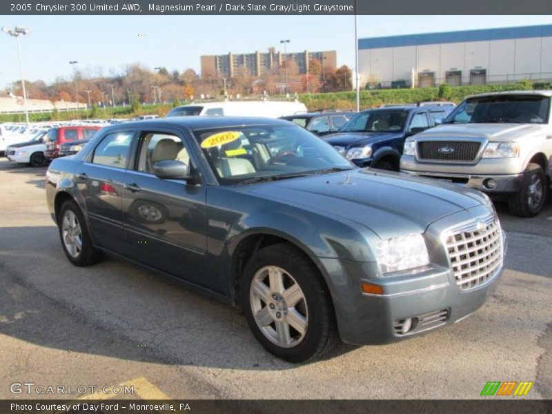 Magnesium Pearl / Dark Slate Gray/Light Graystone 2005 Chrysler 300 Limited AWD