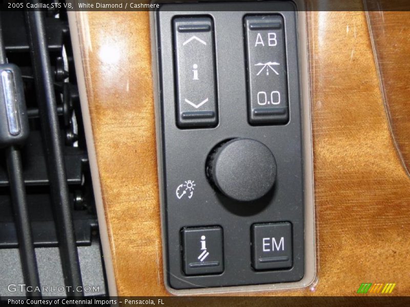 White Diamond / Cashmere 2005 Cadillac STS V8