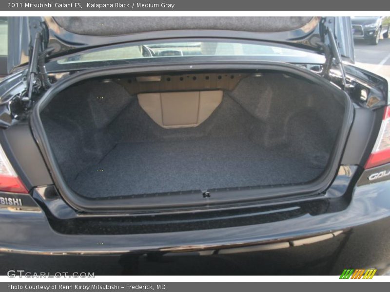  2011 Galant ES Trunk