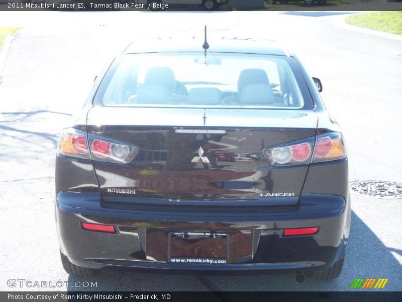 Tarmac Black Pearl / Beige 2011 Mitsubishi Lancer ES