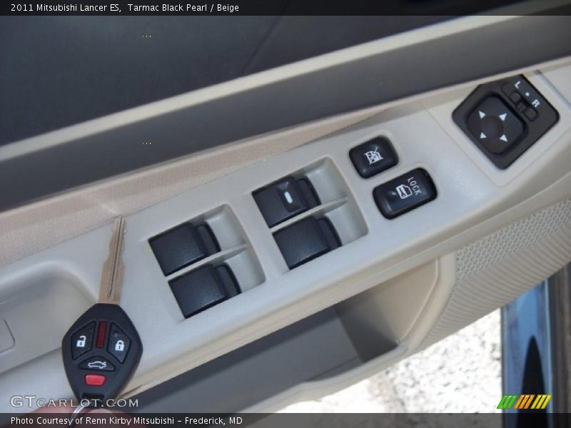 Tarmac Black Pearl / Beige 2011 Mitsubishi Lancer ES