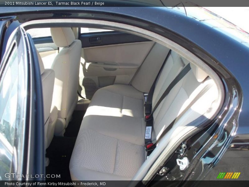 Tarmac Black Pearl / Beige 2011 Mitsubishi Lancer ES