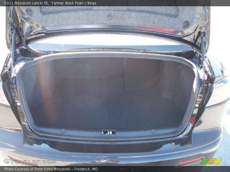 Tarmac Black Pearl / Beige 2011 Mitsubishi Lancer ES