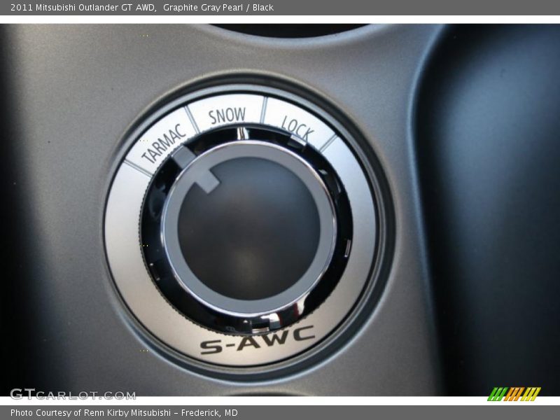 Controls of 2011 Outlander GT AWD