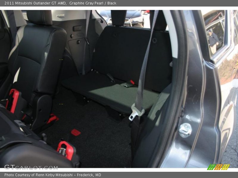 Graphite Gray Pearl / Black 2011 Mitsubishi Outlander GT AWD