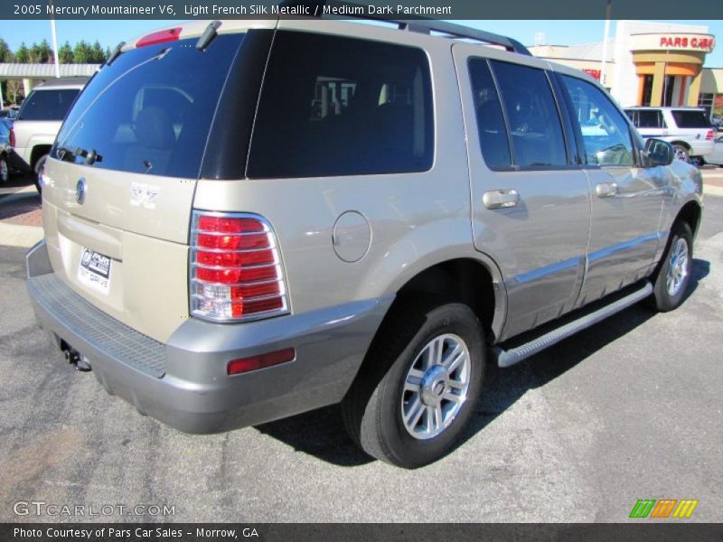 Light French Silk Metallic / Medium Dark Parchment 2005 Mercury Mountaineer V6