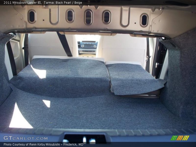  2011 Lancer ES Trunk