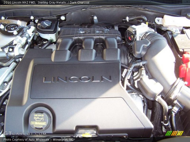 Sterling Gray Metallic / Dark Charcoal 2010 Lincoln MKZ FWD