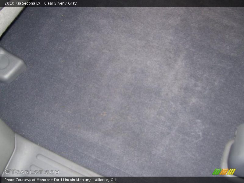 Clear Silver / Gray 2010 Kia Sedona LX