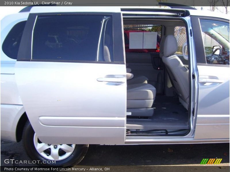 Clear Silver / Gray 2010 Kia Sedona LX