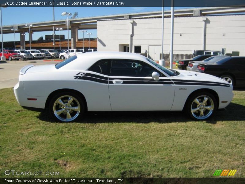 Stone White / Dark Slate Gray 2010 Dodge Challenger R/T Classic