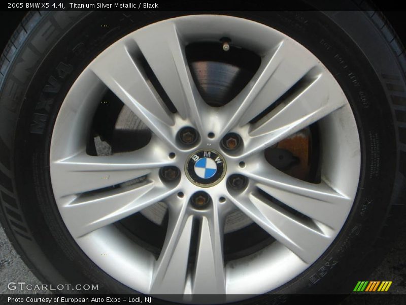 Titanium Silver Metallic / Black 2005 BMW X5 4.4i