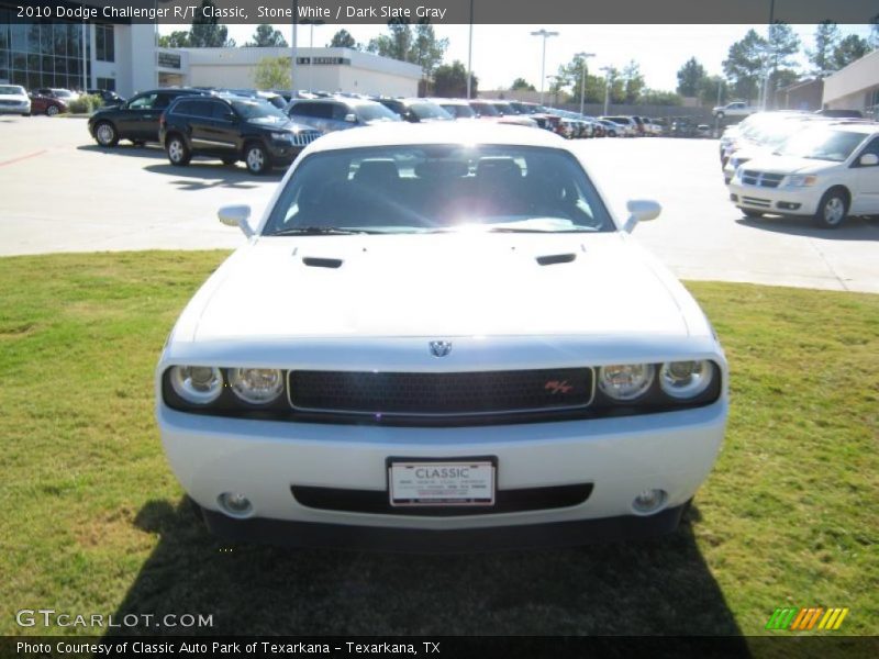 Stone White / Dark Slate Gray 2010 Dodge Challenger R/T Classic