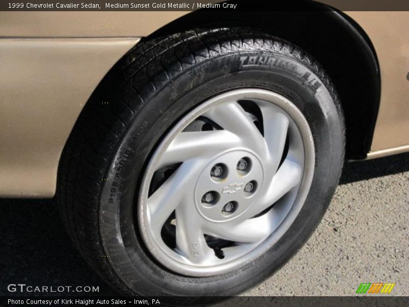Medium Sunset Gold Metallic / Medium Gray 1999 Chevrolet Cavalier Sedan