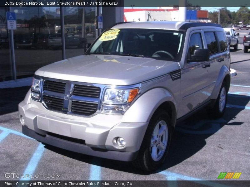Light Graystone Pearl / Dark Slate Gray 2009 Dodge Nitro SE