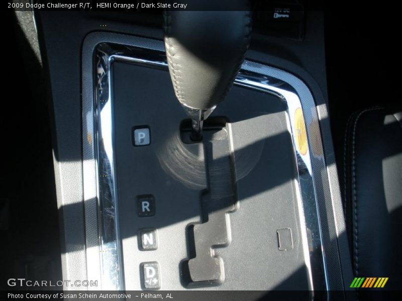 HEMI Orange / Dark Slate Gray 2009 Dodge Challenger R/T