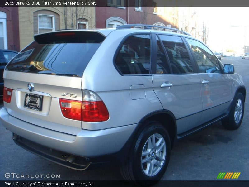 Titanium Silver Metallic / Grey 2005 BMW X5 3.0i