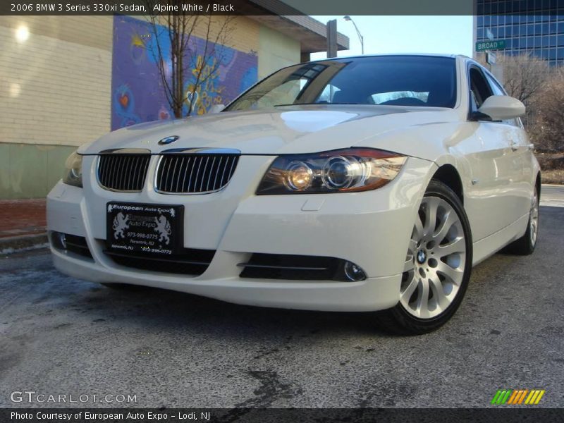 Alpine White / Black 2006 BMW 3 Series 330xi Sedan