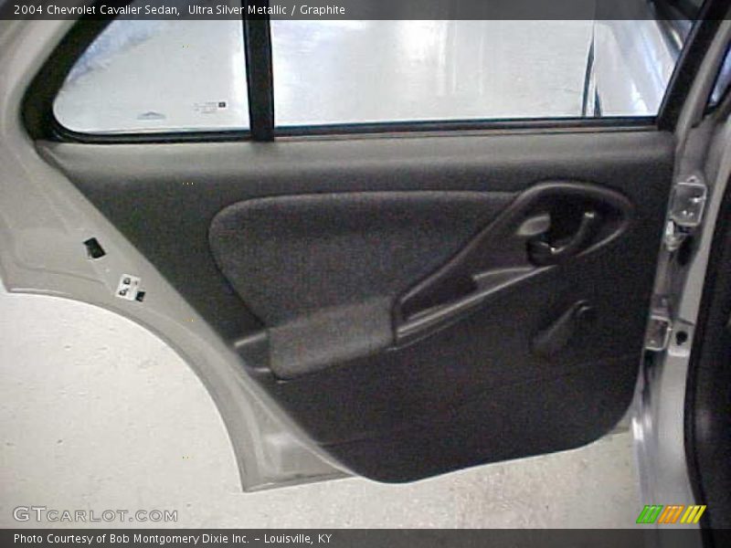 Ultra Silver Metallic / Graphite 2004 Chevrolet Cavalier Sedan
