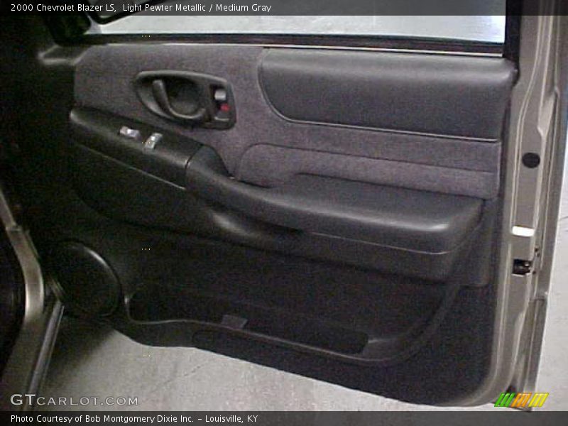 Light Pewter Metallic / Medium Gray 2000 Chevrolet Blazer LS