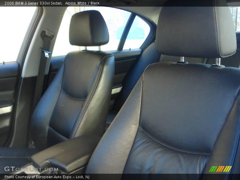 Alpine White / Black 2006 BMW 3 Series 330xi Sedan