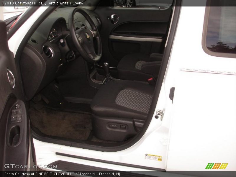 Arctic White / Ebony 2010 Chevrolet HHR LT