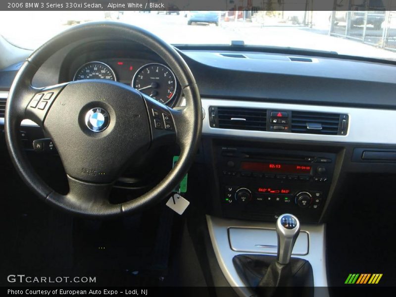 Alpine White / Black 2006 BMW 3 Series 330xi Sedan