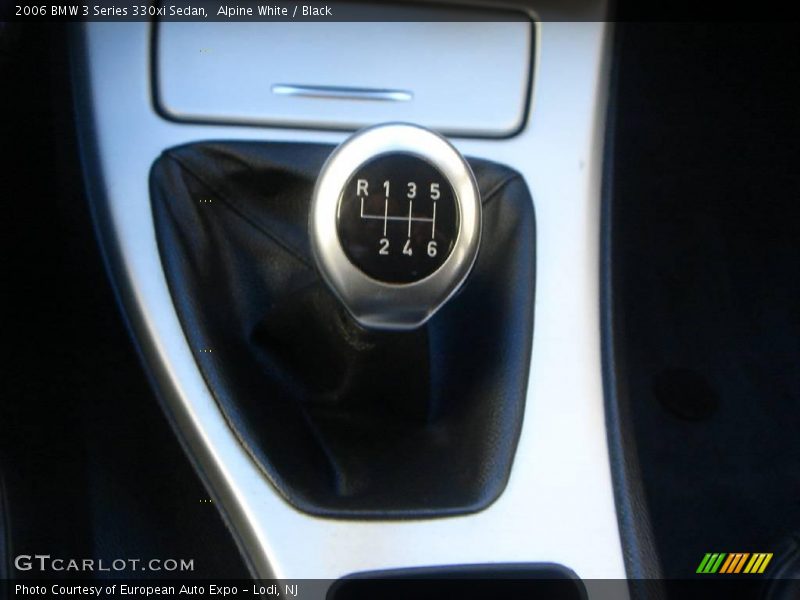 Alpine White / Black 2006 BMW 3 Series 330xi Sedan