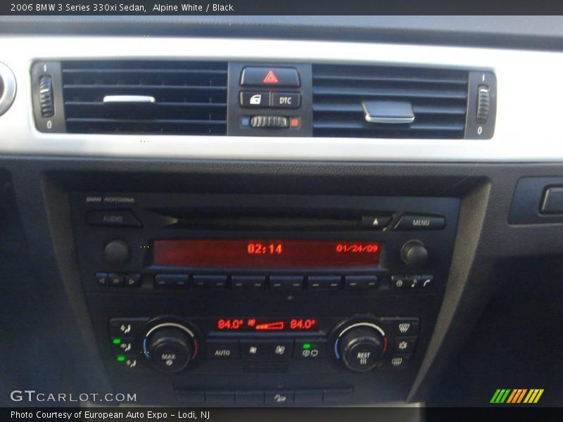 Alpine White / Black 2006 BMW 3 Series 330xi Sedan