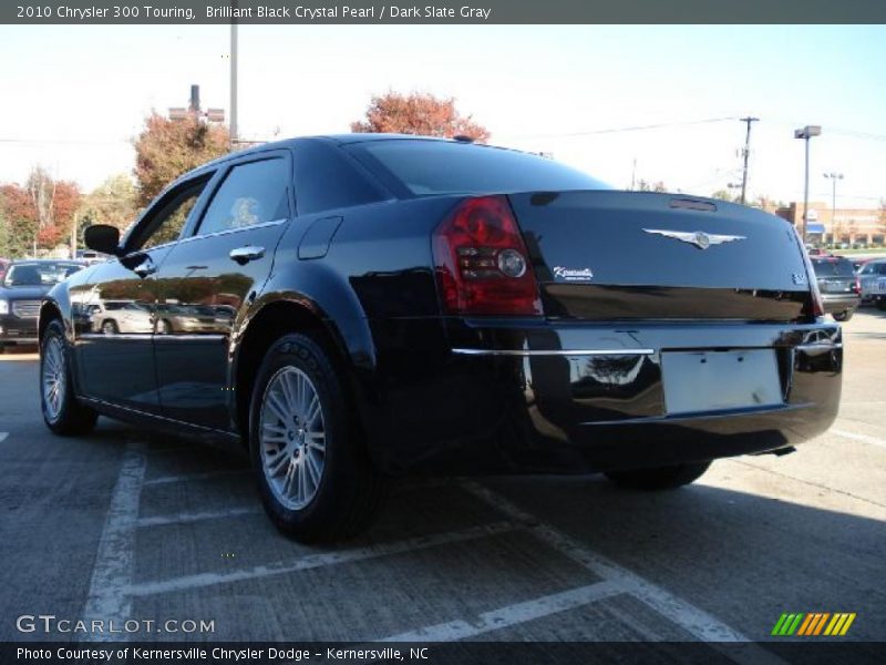 Brilliant Black Crystal Pearl / Dark Slate Gray 2010 Chrysler 300 Touring