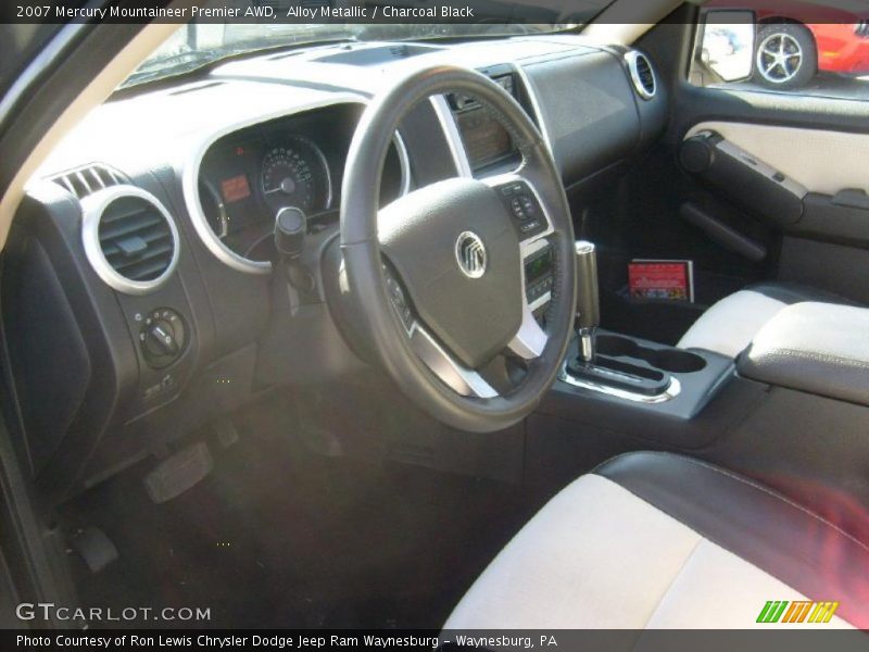 Alloy Metallic / Charcoal Black 2007 Mercury Mountaineer Premier AWD